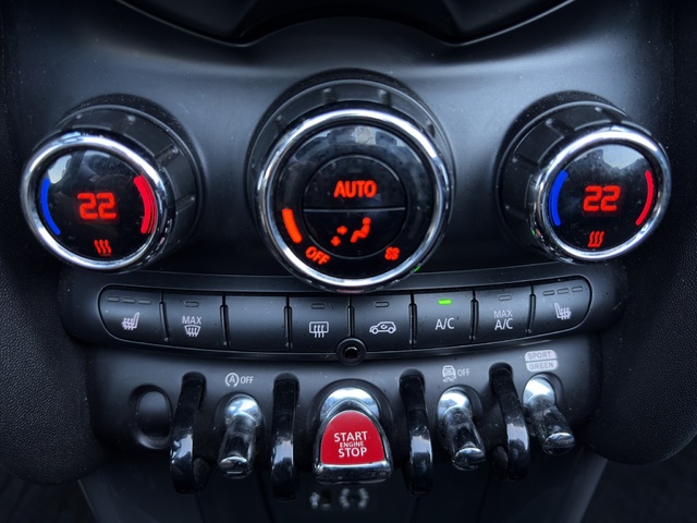 fotoG 16 del MINI MINI Cooper Cabrio D 85 kW (116 CV) 116cv Diésel del 2018 en Alicante