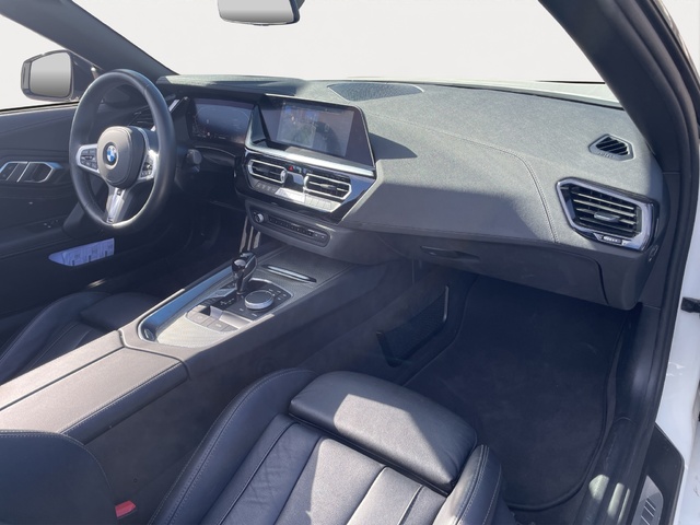 BMW Z4 sDrive30i Cabrio color Blanco. Año 2025. 190KW(258CV). Gasolina. En concesionario GANDIA Automoviles Fersan, S.A. de Valencia