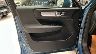 Volvo XC40 B3 G Ocasión 120 KW (163CV) - 34