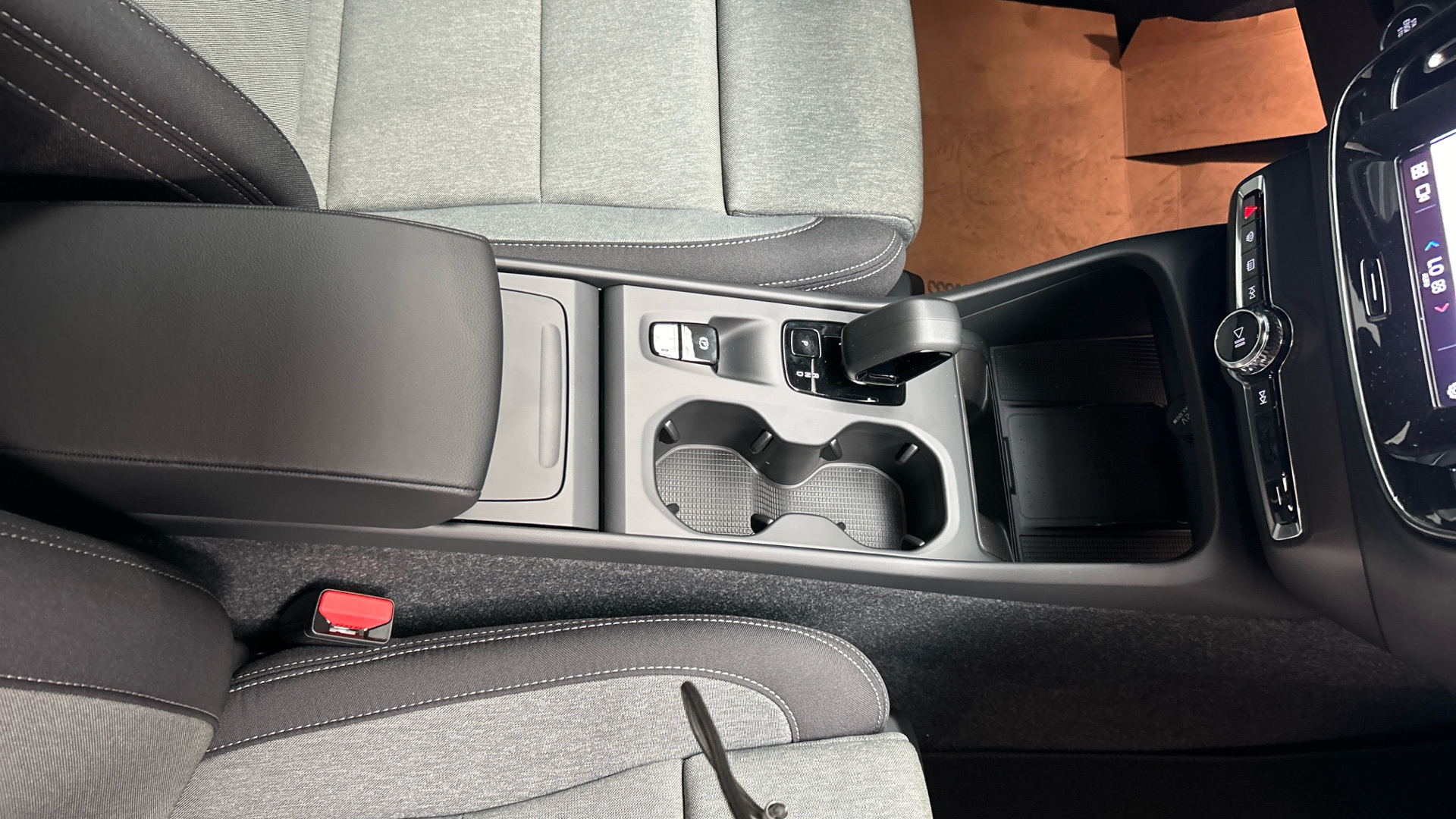 Volvo XC40 segunda mano 98082932 - 23