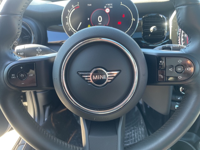 fotoG 15 del MINI MINI Cooper 5 Puertas 100 kW (136 CV) 136cv Gasolina del 2024 en Alicante