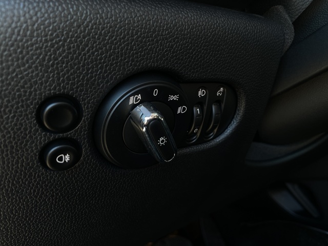 fotoG 22 del MINI MINI Cooper 5 Puertas 100 kW (136 CV) 136cv Gasolina del 2024 en Alicante