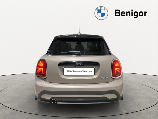 fotoG 4 del MINI MINI Cooper 5 Puertas 100 kW (136 CV) 136cv Gasolina del 2022 en Alicante