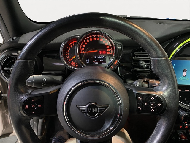 fotoG 12 del MINI MINI Cooper 5 Puertas 100 kW (136 CV) 136cv Gasolina del 2022 en Alicante