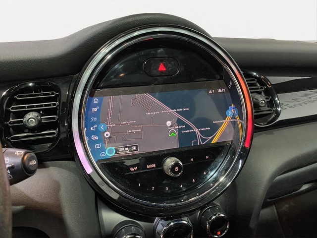 fotoG 16 del MINI MINI Cooper 5 Puertas 100 kW (136 CV) 136cv Gasolina del 2022 en Alicante