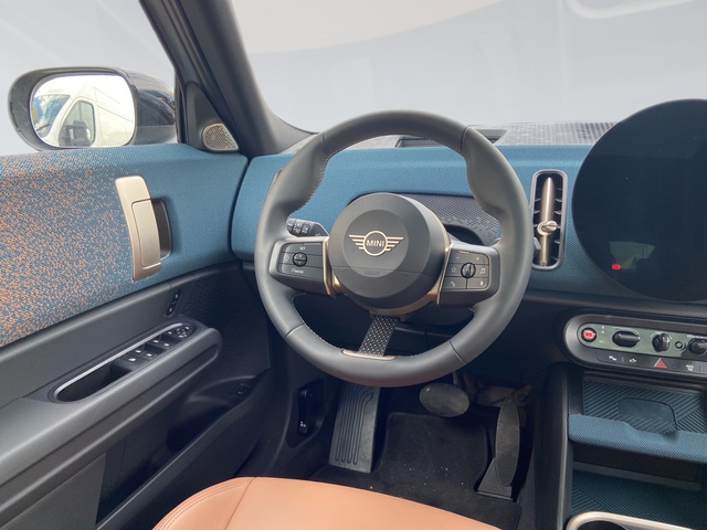 fotoG 19 del MINI MINI Countryman C 125 kW (170 CV) 170cv Gasolina del 2025 en Girona