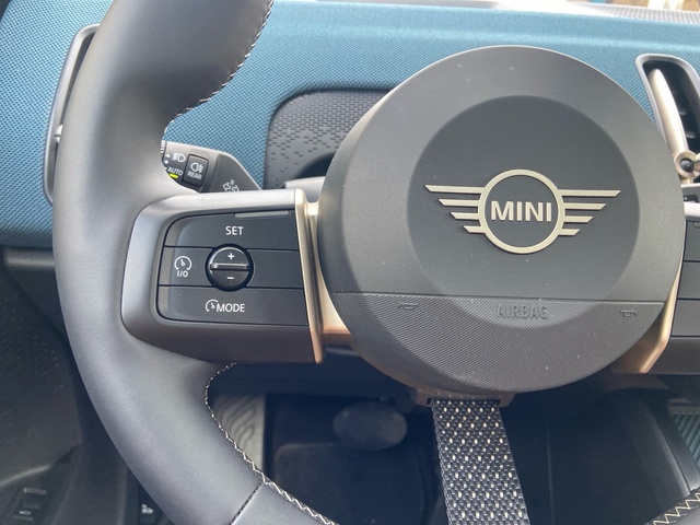 fotoG 24 del MINI MINI Countryman C 125 kW (170 CV) 170cv Gasolina del 2025 en Girona