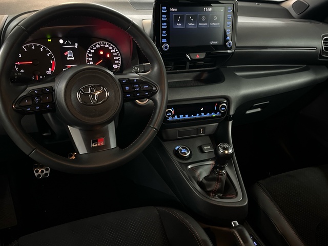 Toyota GR Yaris 1.6 RZ Circuit Pack 192 kW (261 CV)