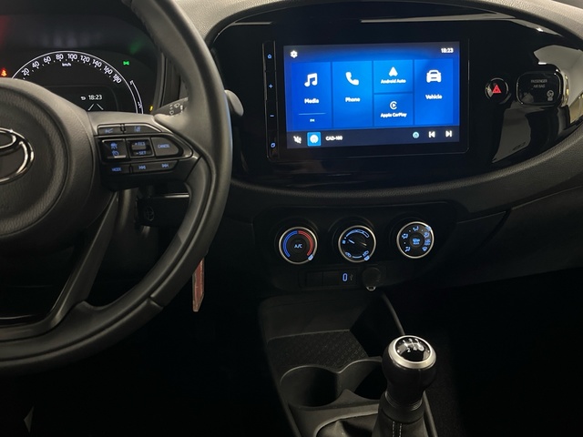Toyota Aygo X Cross 1.0 VVT-I Play 53 kW (72 CV)
