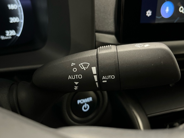 Toyota C-HR 1.8 Advance Hybrid 103 kW (140 CV)