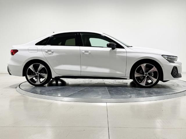 Audi A3 Sedan Black line edition 35 TFSI 110 kW (150 CV) S tronic