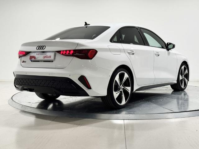 Audi A3 Sedan Black line edition 35 TFSI 110 kW (150 CV) S tronic