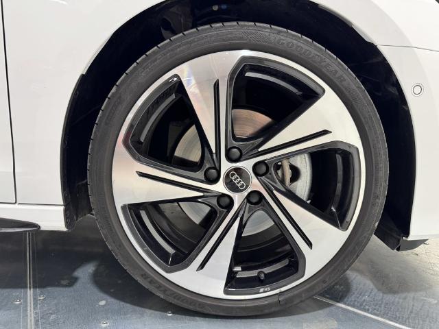 Audi A3 Sedan Black line edition 35 TFSI 110 kW (150 CV) S tronic