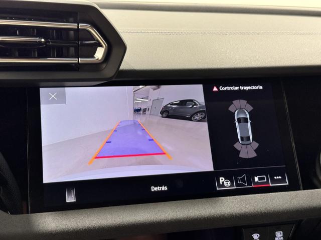 Audi A3 Sedan Black line edition 35 TFSI 110 kW (150 CV) S tronic