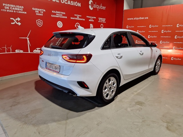 Kia Ceed 1.6 MHEV iMT Drive 100 kW (136 CV)