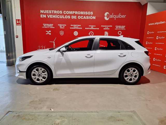 Kia Ceed 1.6 MHEV iMT Drive 100 kW (136 CV)