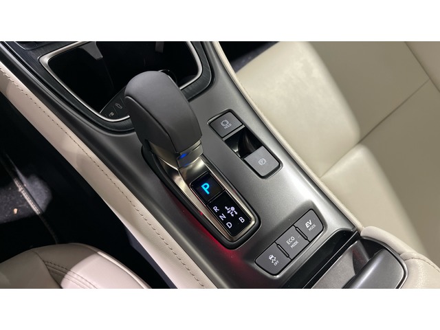 Lexus LBX 1.5 HEV Elegant 100 kW (136 CV)