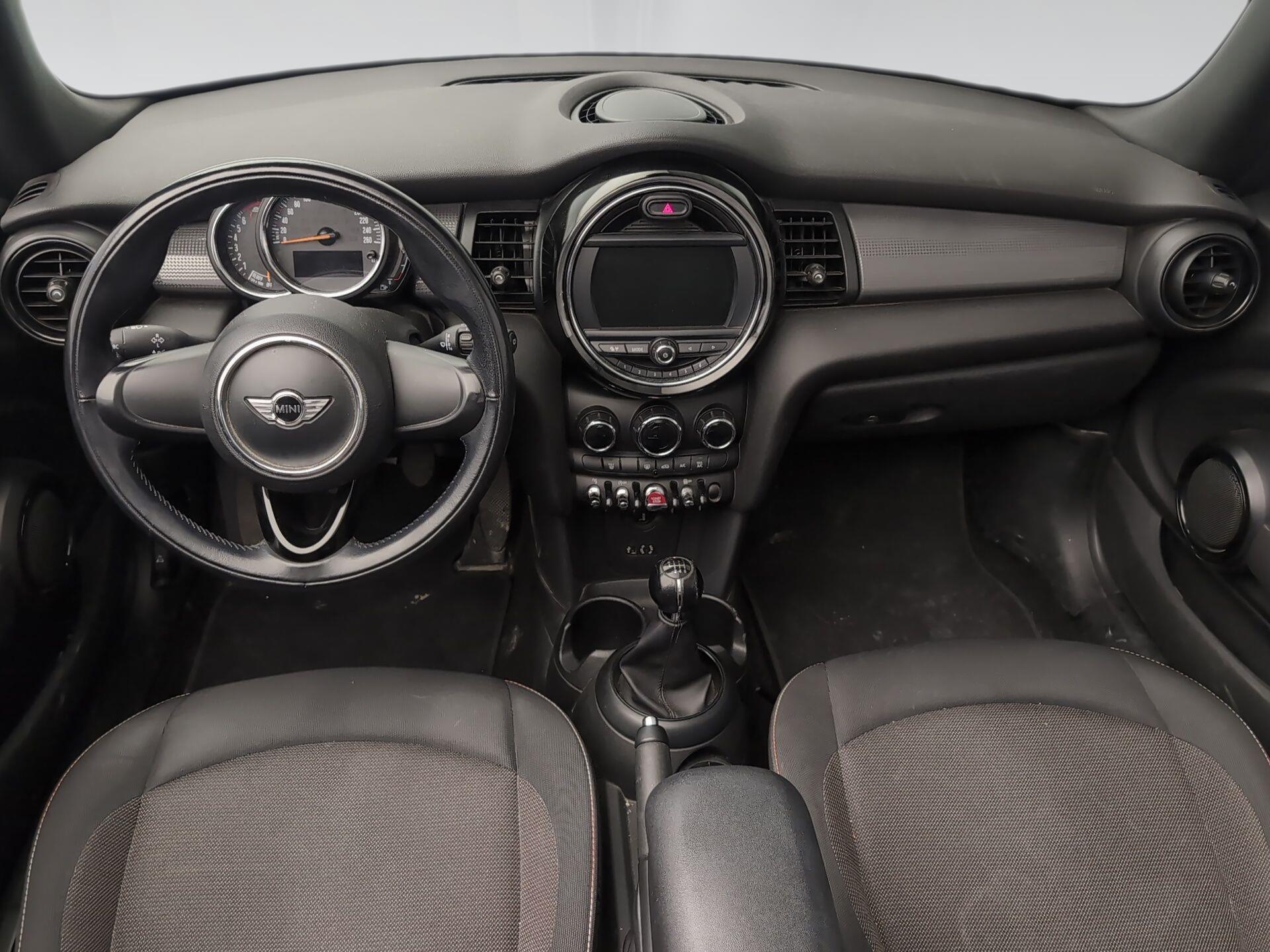 fotoG 6 del MINI MINI Cooper Cabrio 100 kW (136 CV) 136cv Gasolina del 2018 en Málaga