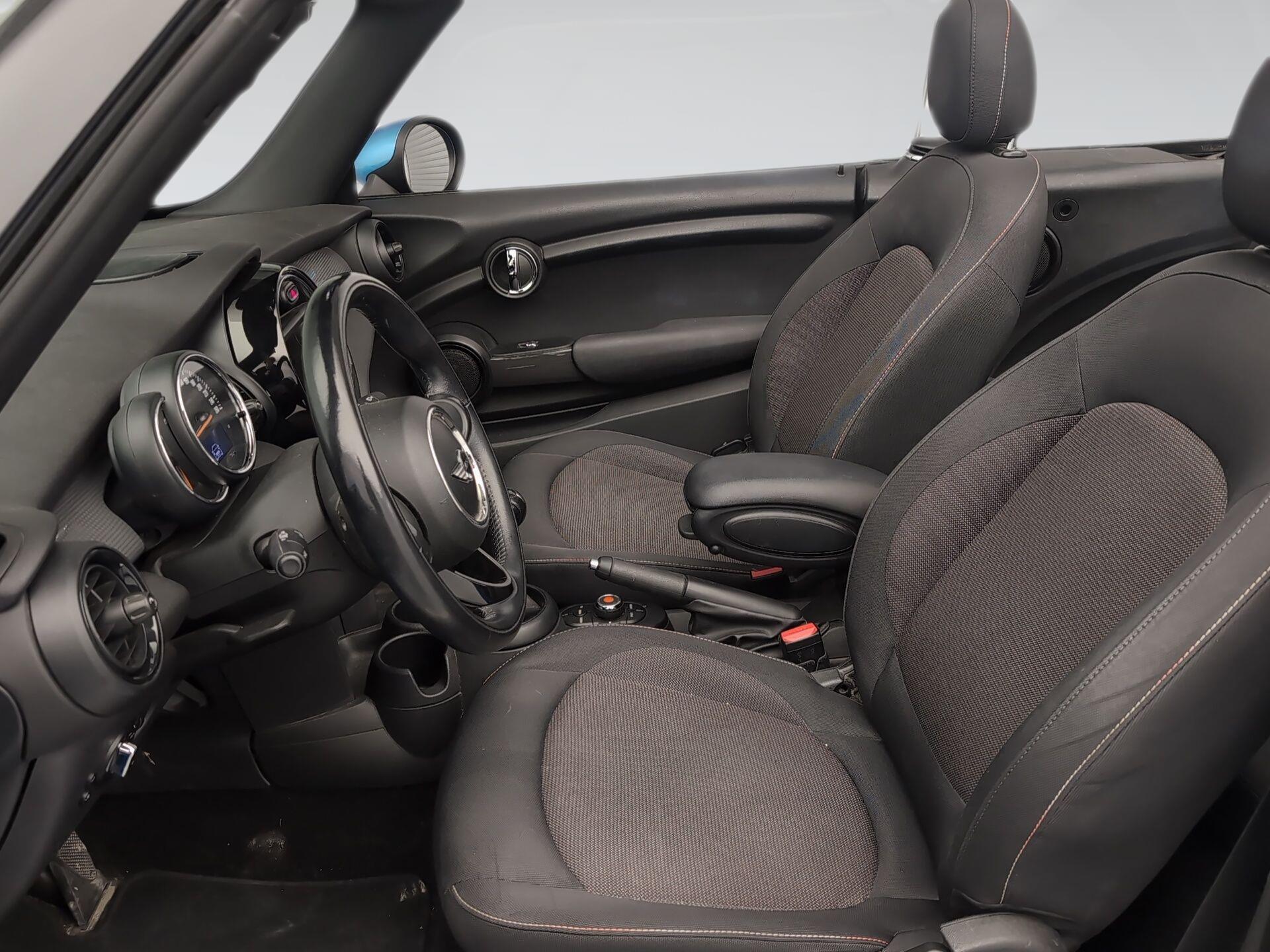 fotoG 11 del MINI MINI Cooper Cabrio 100 kW (136 CV) 136cv Gasolina del 2018 en Málaga