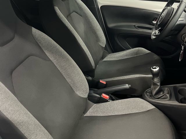 Toyota Aygo X Cross 1.0 VVT-I Play 53 kW (72 CV)