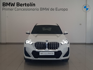 Fotos de BMW X1 sDrive20d color Blanco. Año 2024. 120KW(163CV). Diésel. En concesionario Automoviles Bertolin, S.L. de Valencia