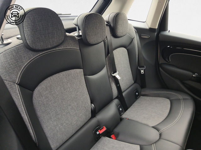 fotoG 20 del MINI MINI Cooper 5 Puertas 100 kW (136 CV) 136cv Gasolina del 2022 en Toledo