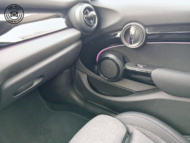 fotoG 29 del MINI MINI Cooper 5 Puertas 100 kW (136 CV) 136cv Gasolina del 2022 en Toledo