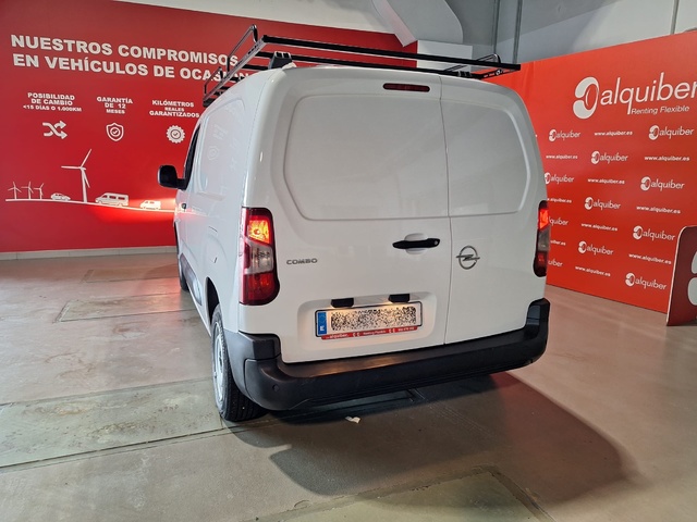 Opel Combo Cargo 1.5 TD Express L H1 650kg 75 kW (102 CV)