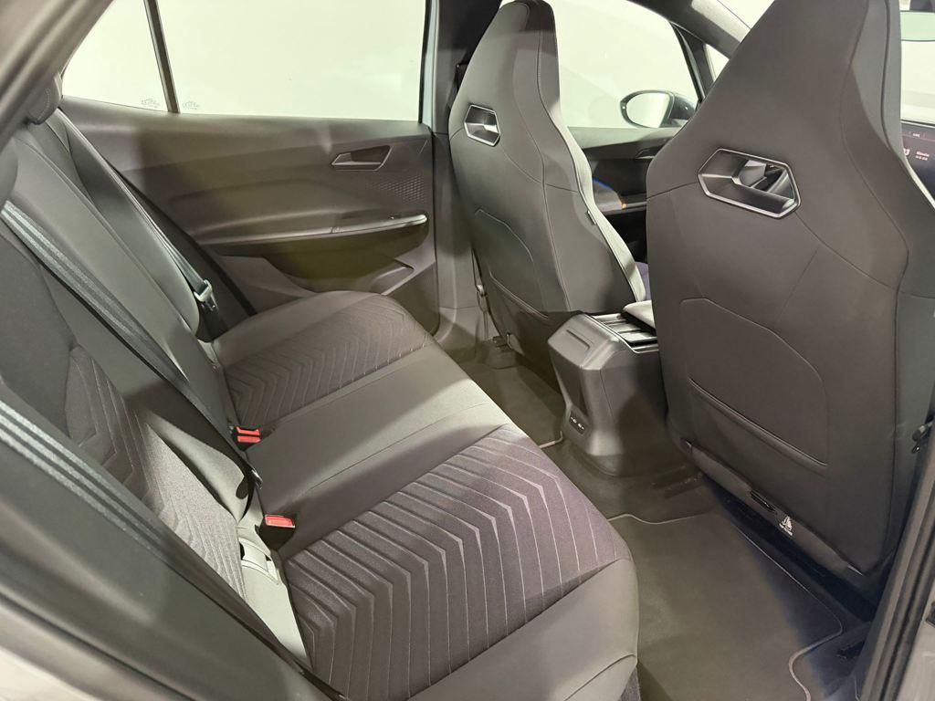 62 kWh 150 kW (204 CV)