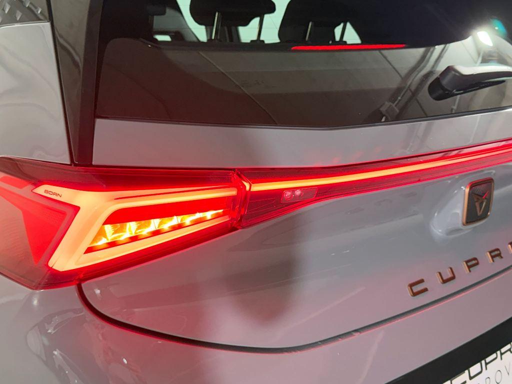 62 kWh 150 kW (204 CV)