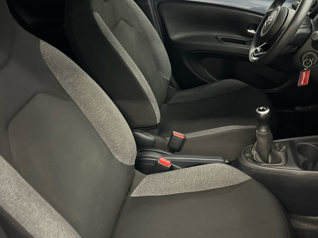 Toyota Aygo X Cross 1.0 VVT-I Play 53 kW (72 CV)