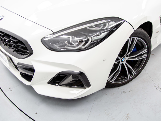 BMW Z4 M40i Cabrio color Blanco. Año 2025. 250KW(340CV). Gasolina. En concesionario Móvil Begar Alicante de Alicante