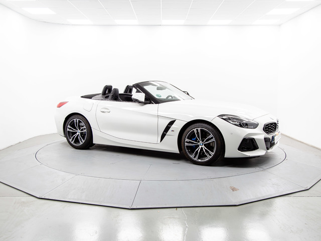 BMW Z4 M40i Cabrio color Blanco. Año 2025. 250KW(340CV). Gasolina. En concesionario Móvil Begar Alicante de Alicante