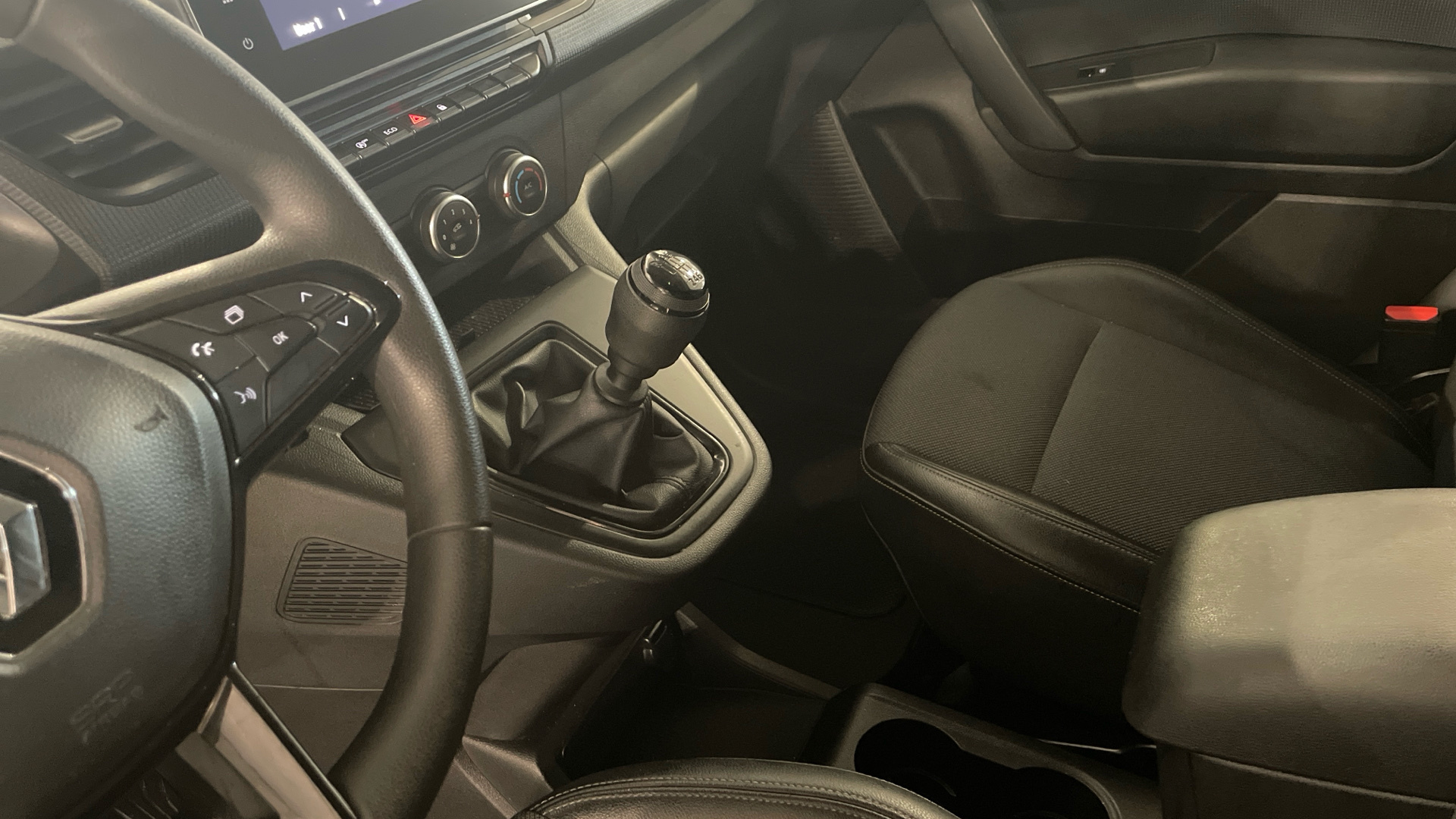 Renault Kangoo Furgon dCi 95 en Barcelona