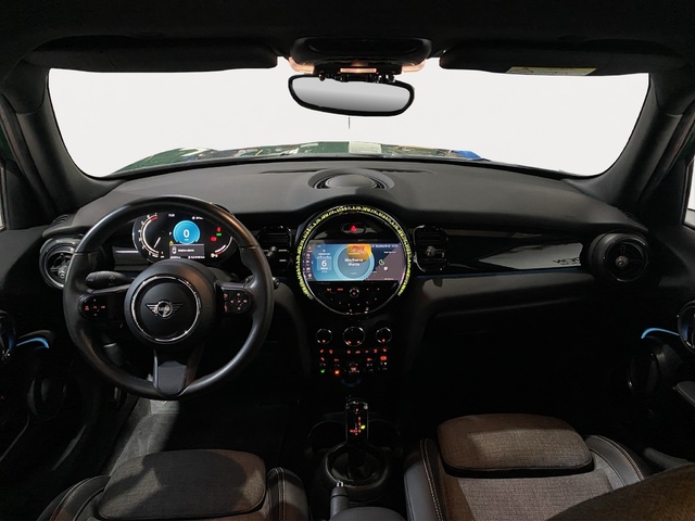 fotoG 6 del MINI MINI Cooper 5 Puertas 100 kW (136 CV) 136cv Gasolina del 2021 en Alicante