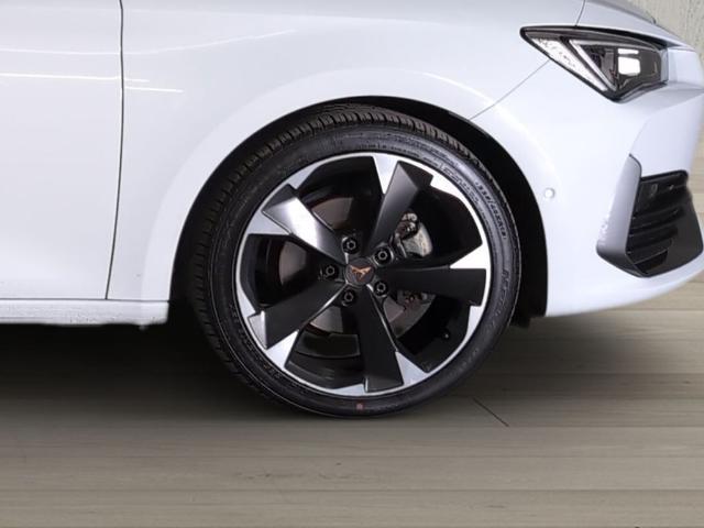 CUPRA León 1.5 eTSI DSG 110 kW (150 CV)