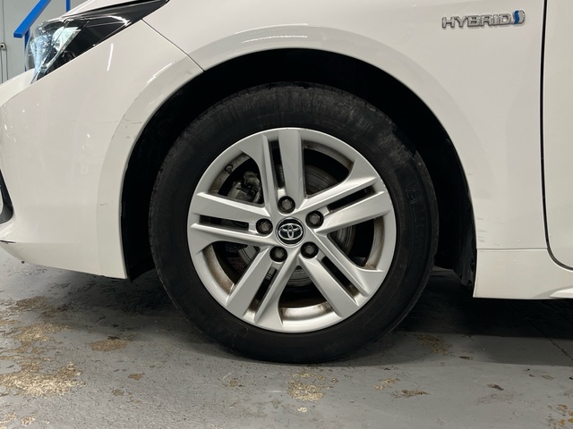 Toyota Corolla 1.8 125 Híbrido Active Tech E-CVT 90 kW (122 CV)