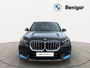 Fotos de BMW iX1 xDrive30 color Negro. Año 2023. 230KW(313CV). Eléctrico. En concesionario Benigar Gandia de Valencia