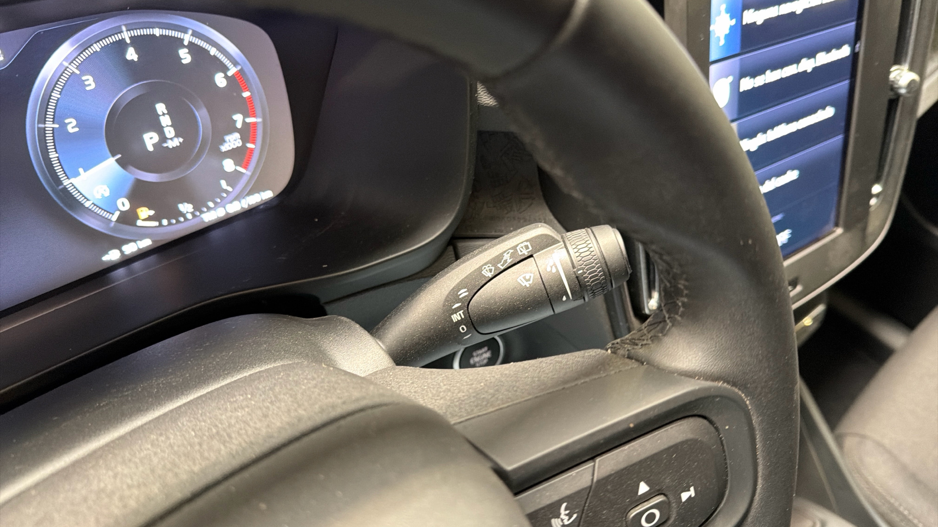 Volvo XC40 segunda mano 100111911 - 18