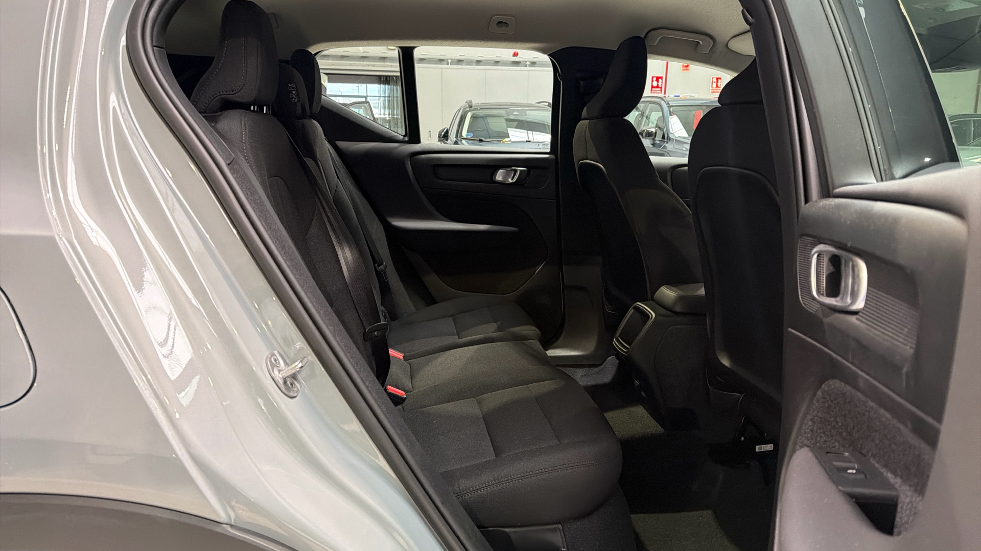 Volvo XC40 segunda mano 100111911 - 26