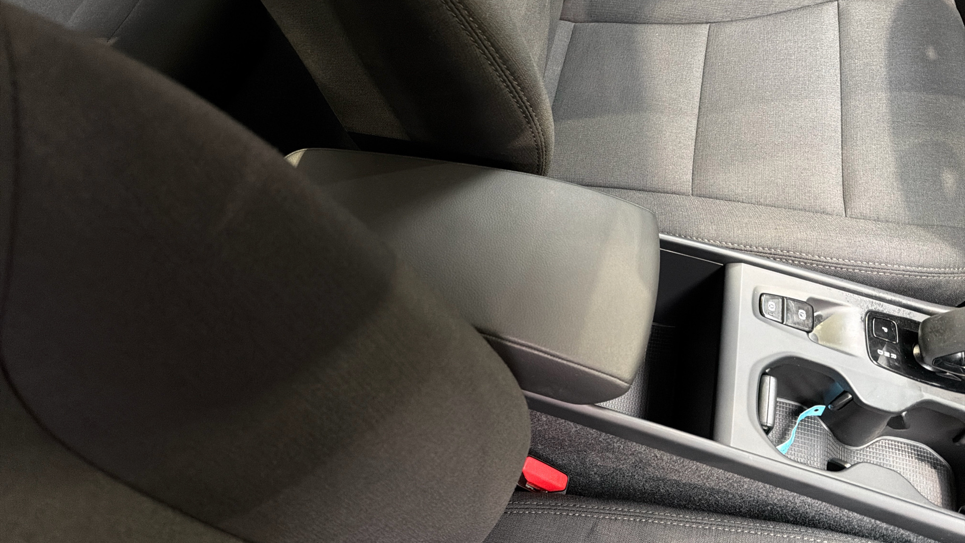 Volvo XC40 segunda mano 100111911 - 38