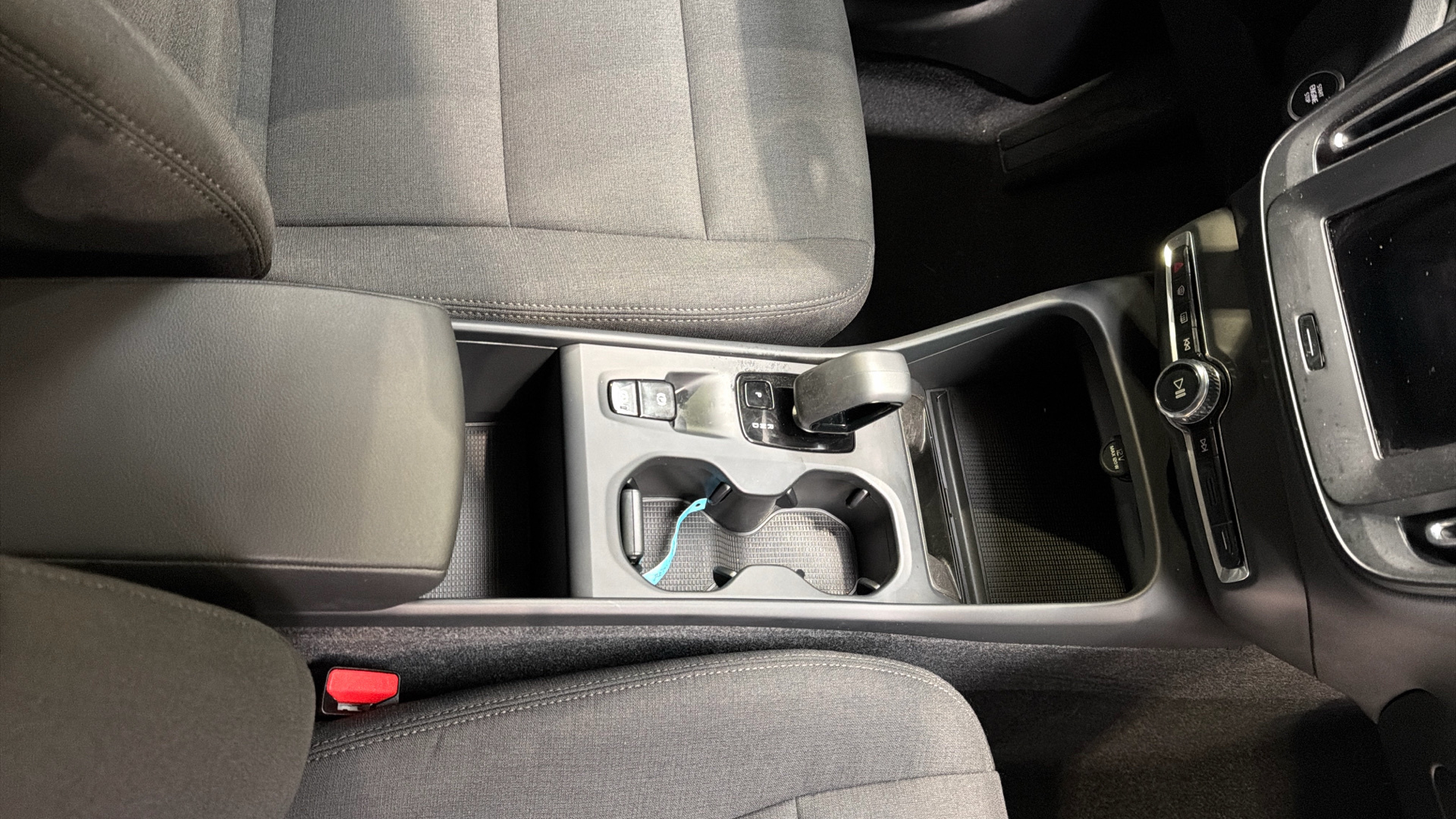 Volvo XC40 segunda mano 100111911 - 39