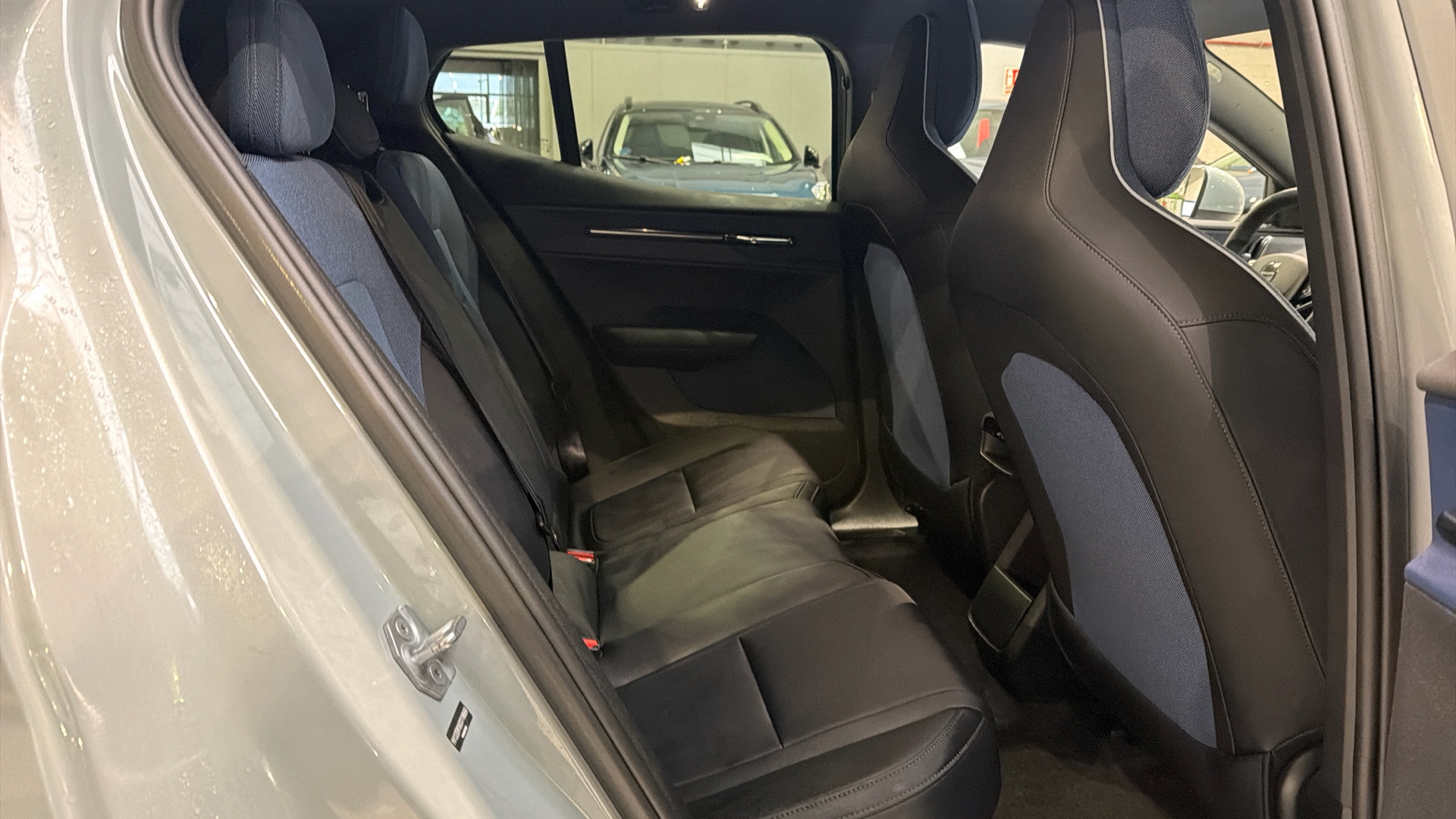 Volvo EX30 segunda mano 100111923 - 27 Volvo EX30 segunda mano 100111923 - 27