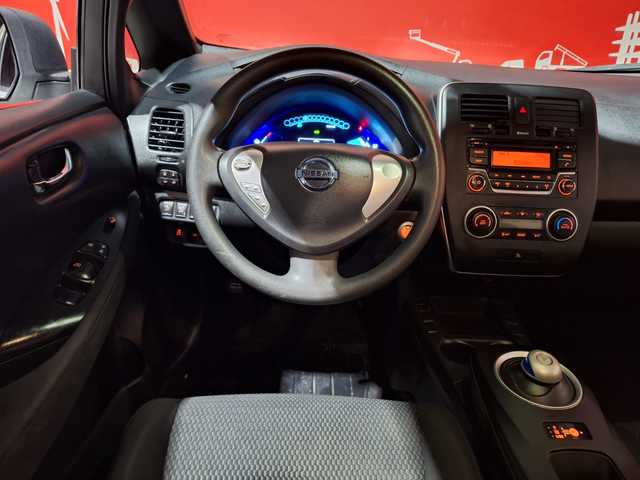 Nissan Leaf 30kWh Visia 80 kW (109 CV)