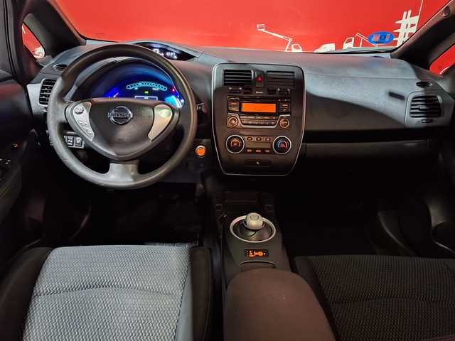 Nissan Leaf 30kWh Visia 80 kW (109 CV)