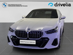 Fotos de BMW i5 xDrive40 color Blanco. Año 2026. 290KW(394CV). Eléctrico. En concesionario BMW Fuenteolid Valladolid de Valladolid