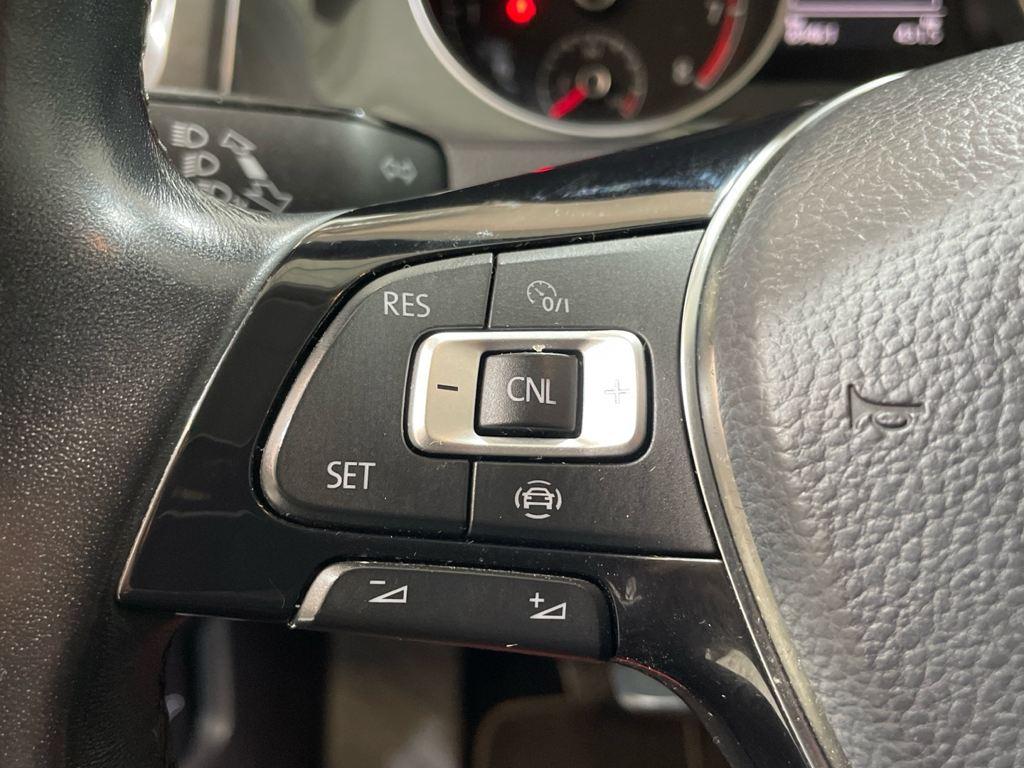 Volkswagen Golf 1.0 TSI en Barcelona