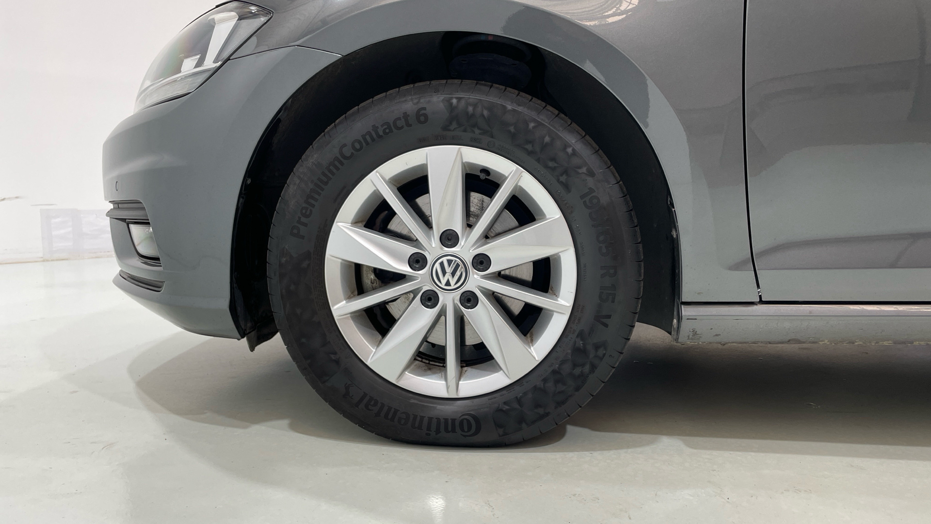 Volkswagen Golf 1.0 TSI en Barcelona