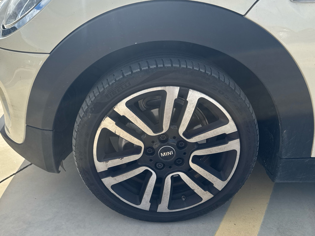 fotoG 11 del MINI MINI Cooper Cabrio 100 kW (136 CV) 136cv Gasolina del 2020 en Madrid