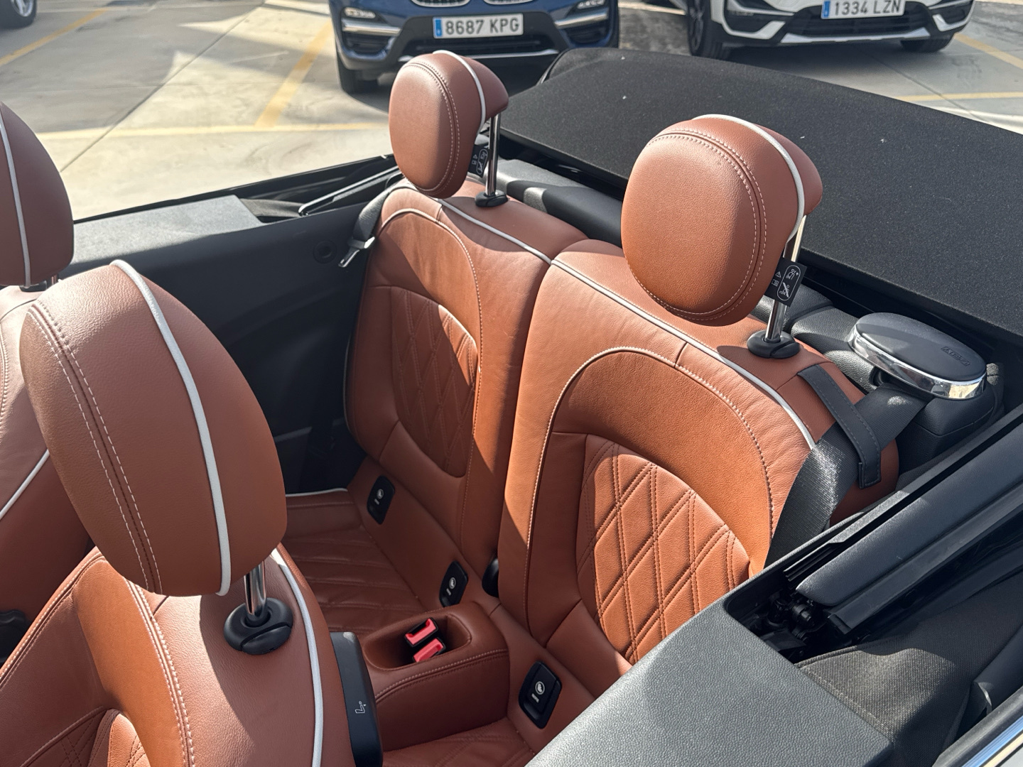 fotoG 8 del MINI MINI Cooper Cabrio 100 kW (136 CV) 136cv Gasolina del 2020 en Madrid